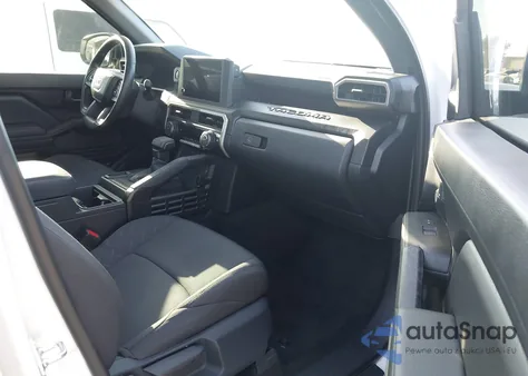 2024 Toyota Tacoma Sr 2Wd z USA, uszkodzony, nr VIN 3TYKD5HN1RT016751